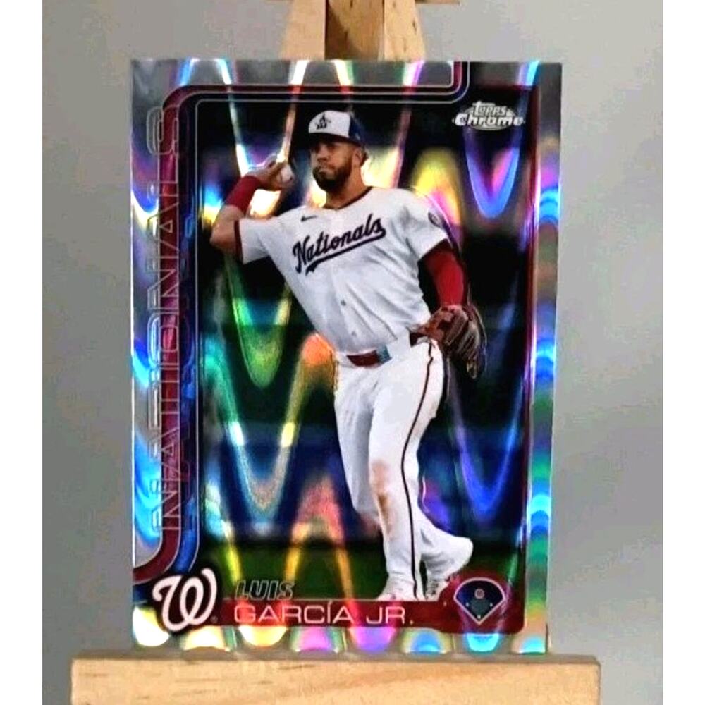 2025 Topps Chrome - Luis Garcia #269 RayWave Refractor